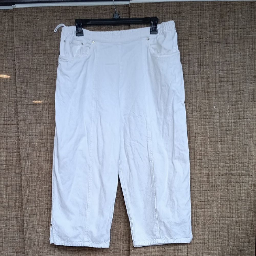 Cathy Daniels White Cotton Capri Pants